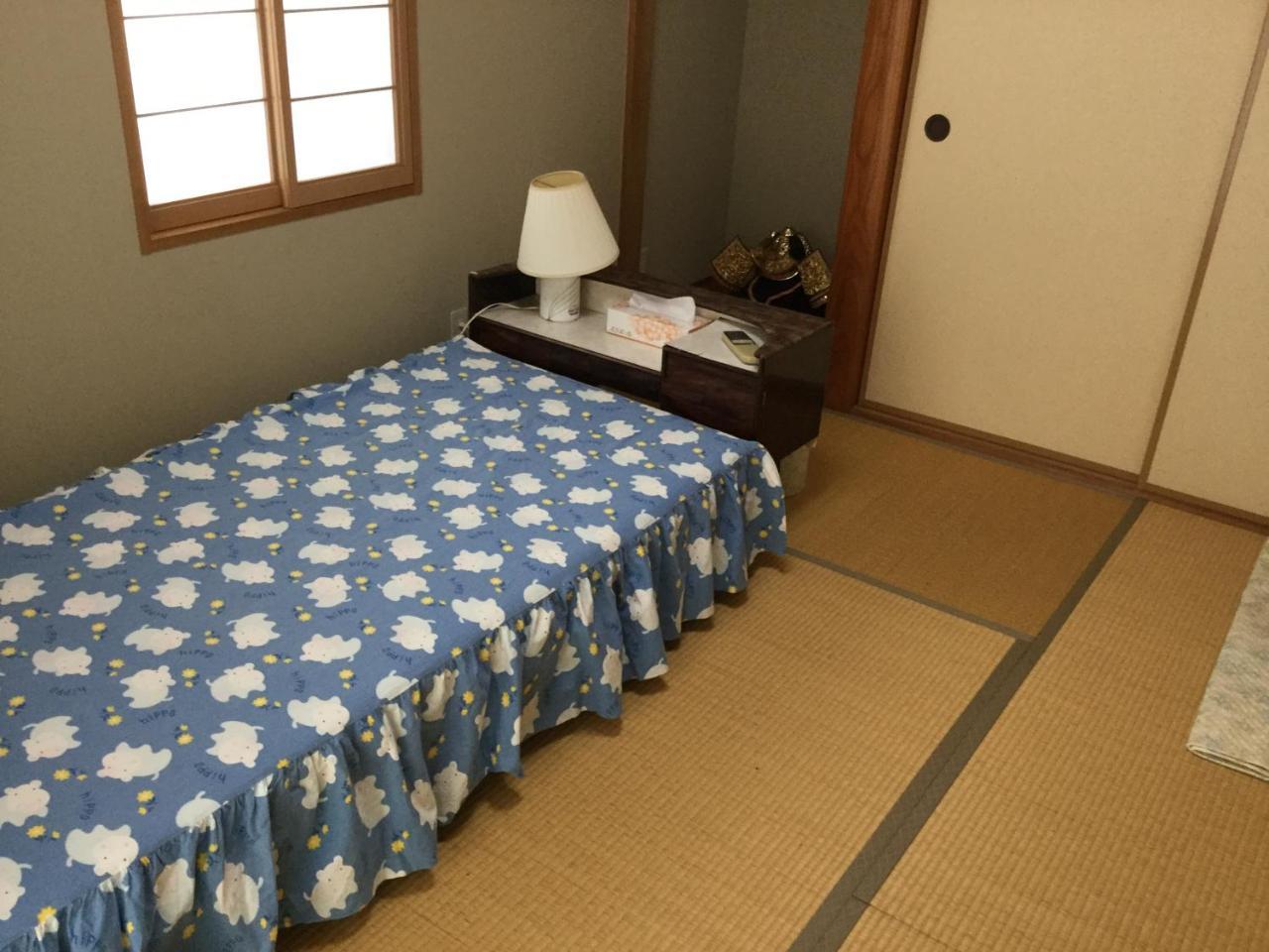 Guesthouse Cosmo Tokushima Exterior foto